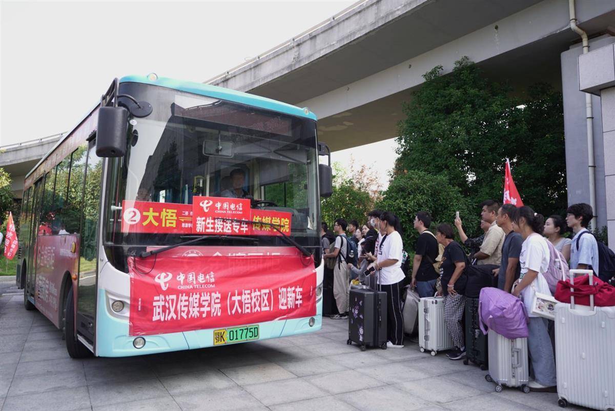 快乐炸金花旧版本